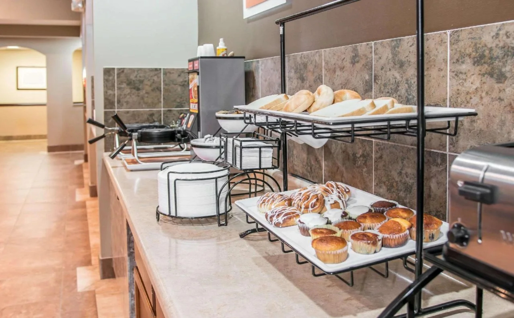 Country Inn & Suites By Radisson, Battle Creek, MI