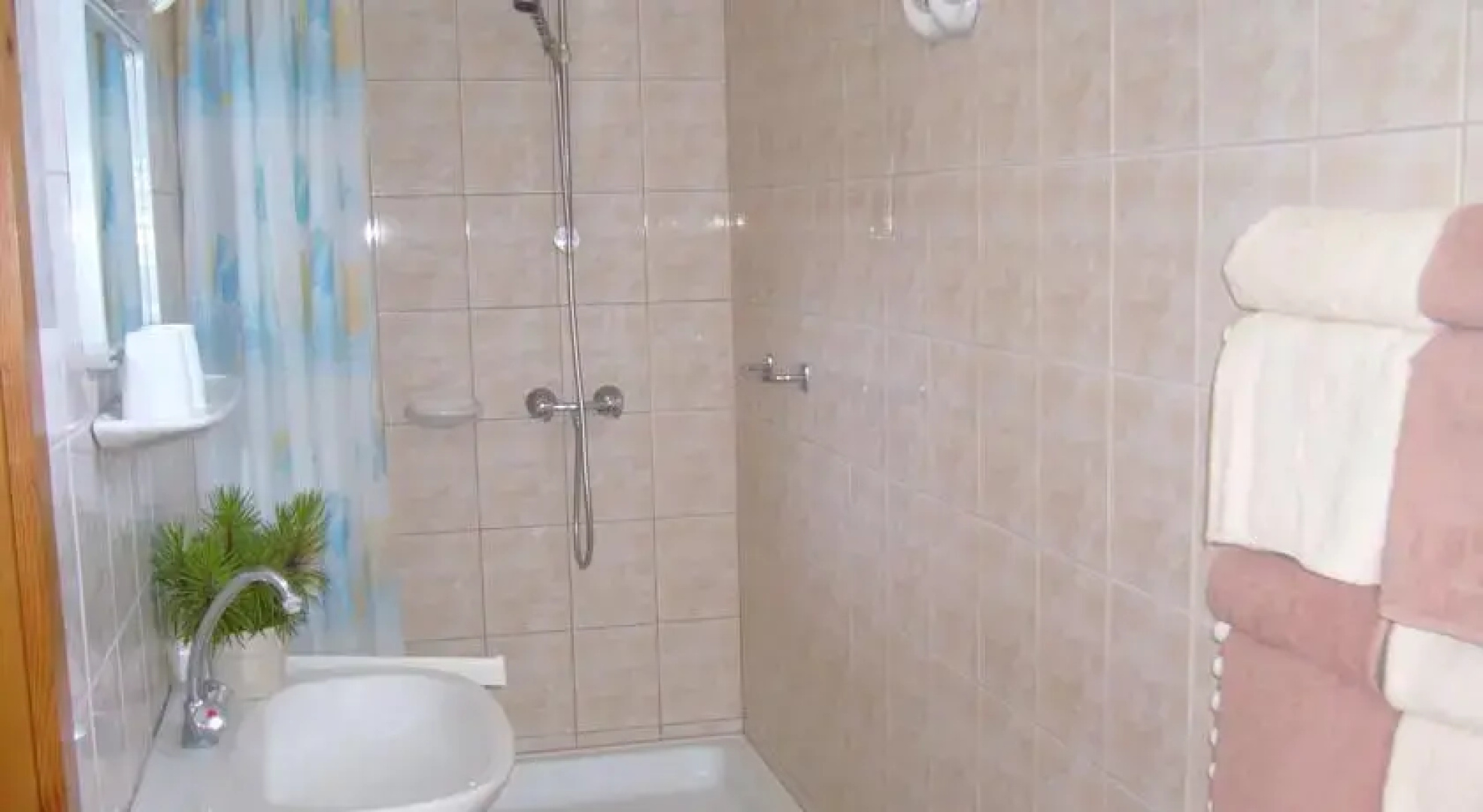 Aqua Azur Guesthouse