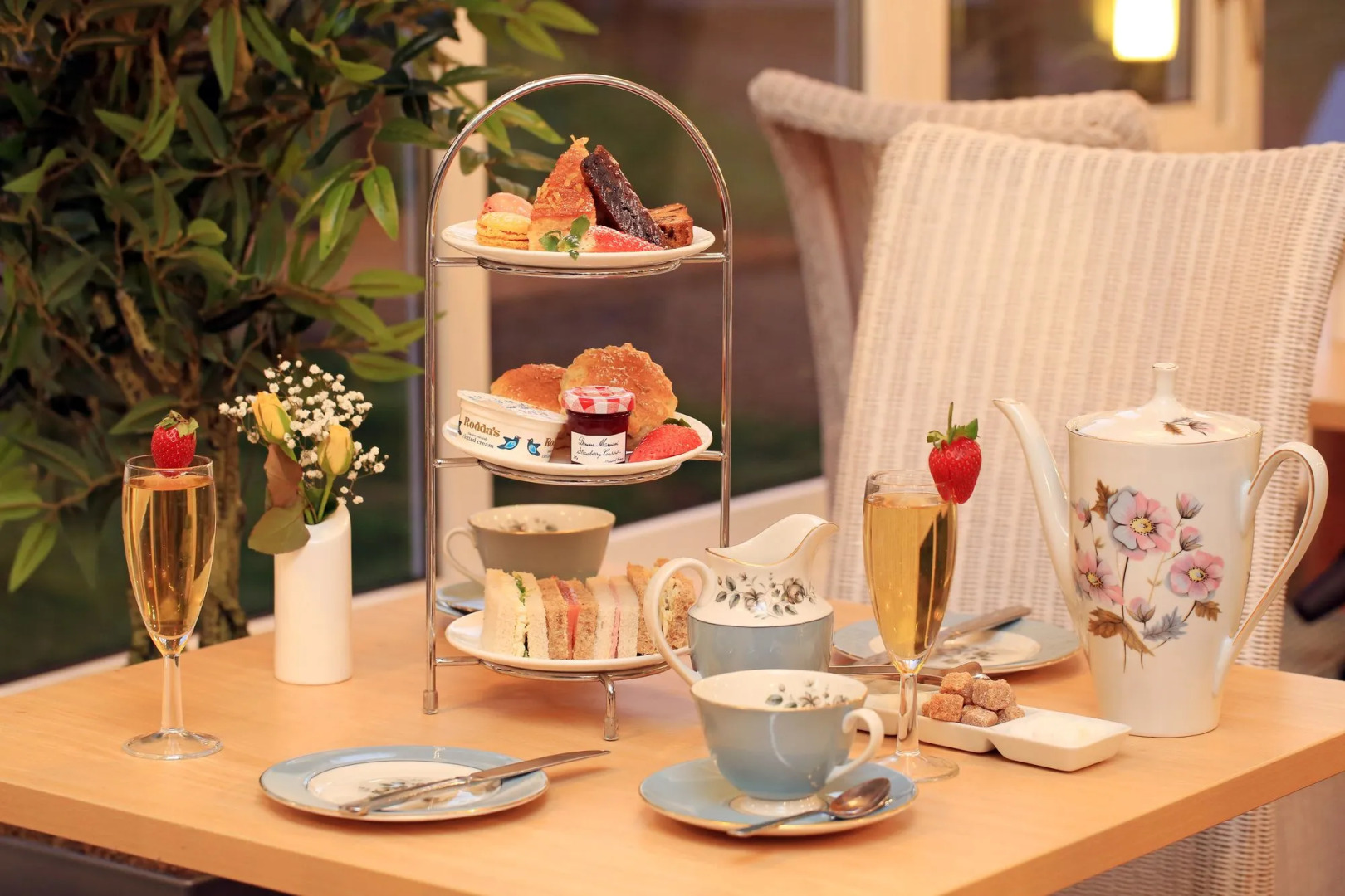 The Hog's Back Hotel & Spa Farnham