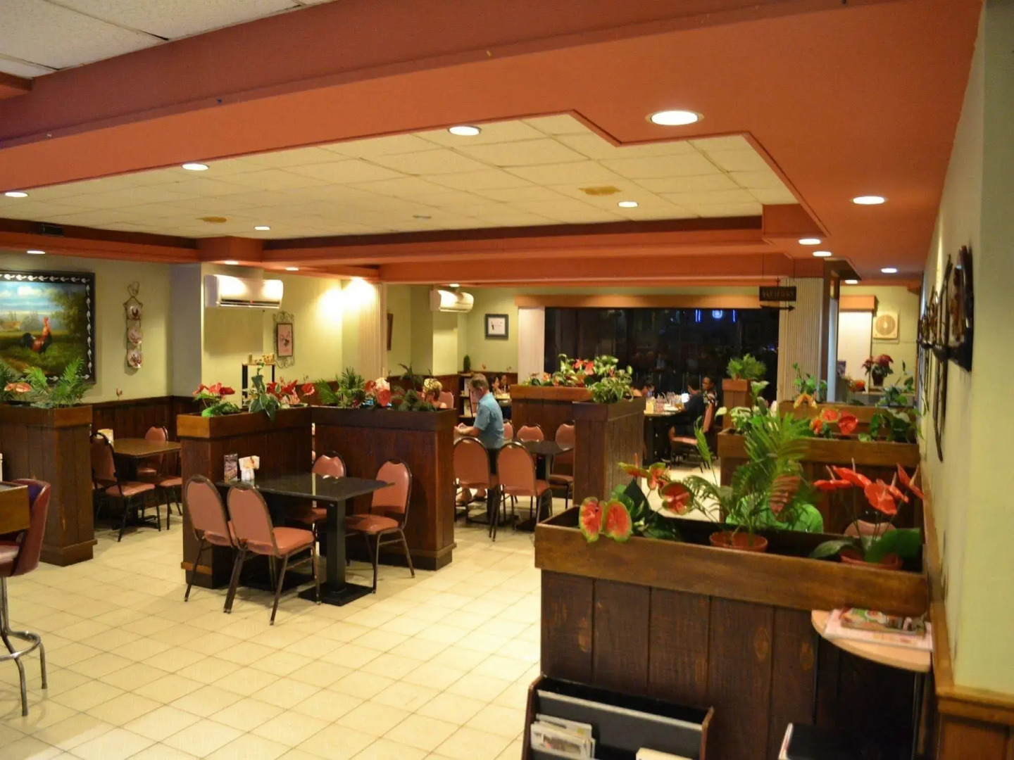 West Plaza Hotel by the Sea