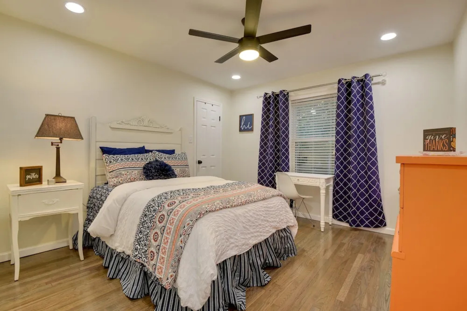 Updated Granbury Home in Historic District!