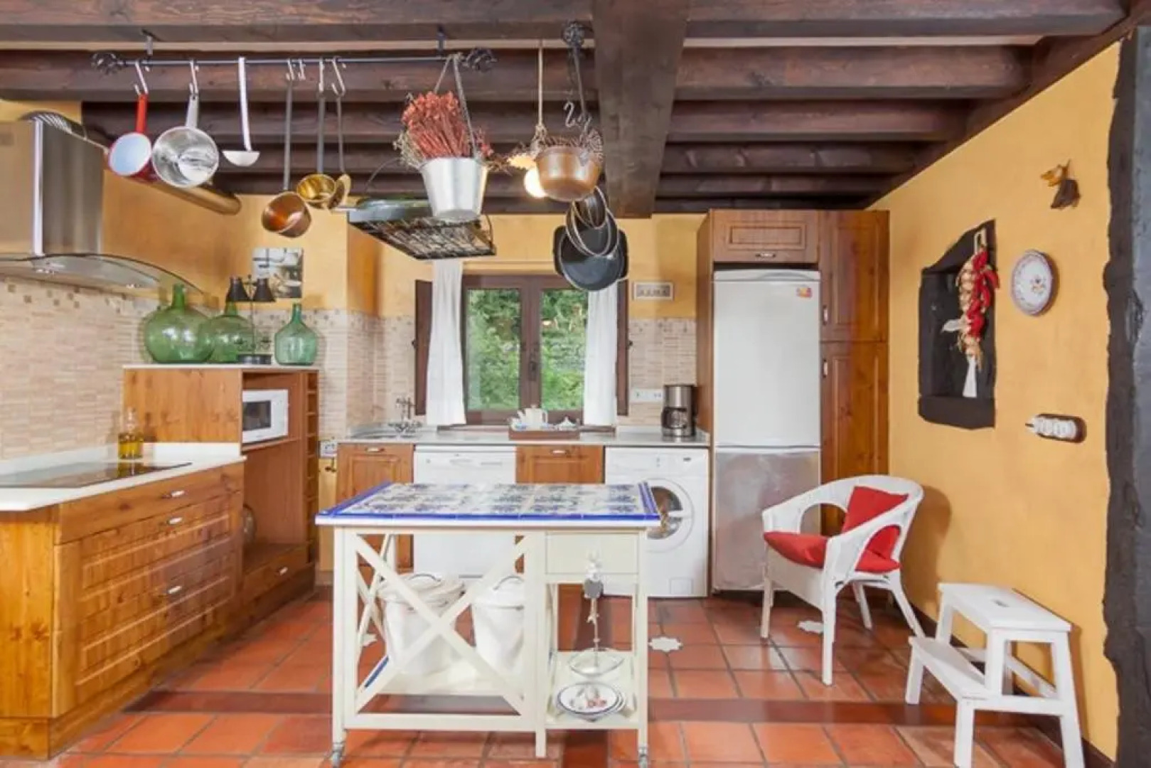 House with 3 bedrooms in Cantabria with wonderful lake view enclosed garden and WiFi 11 km from the beach