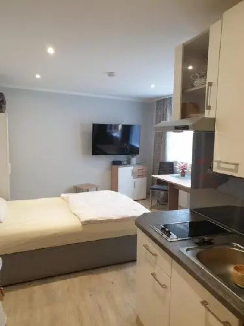 Hausner's Apartments