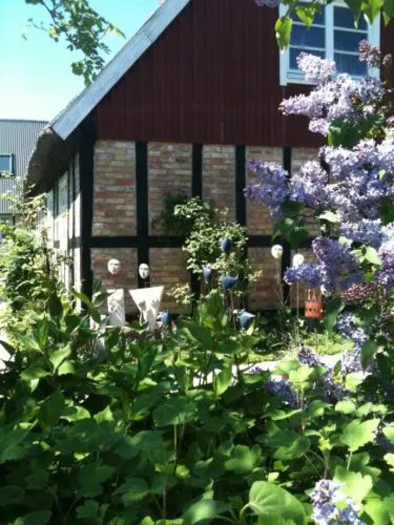 Ängshyddan Gårdshotell & B&B