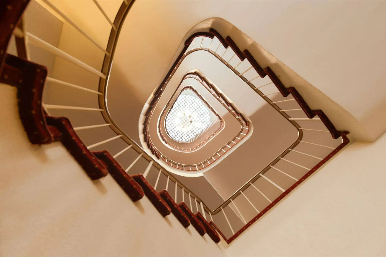 Tante ALMA's Mülheimer Hotel