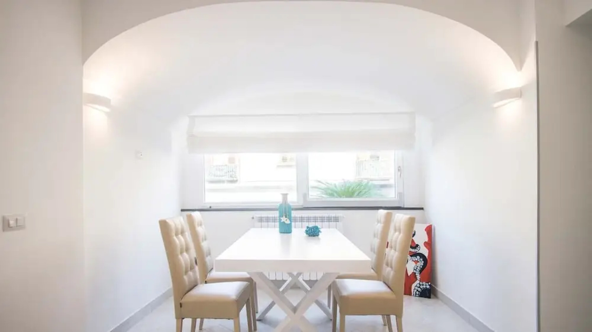 Spacious Villa with 4 rooms, pool, solarium & garden