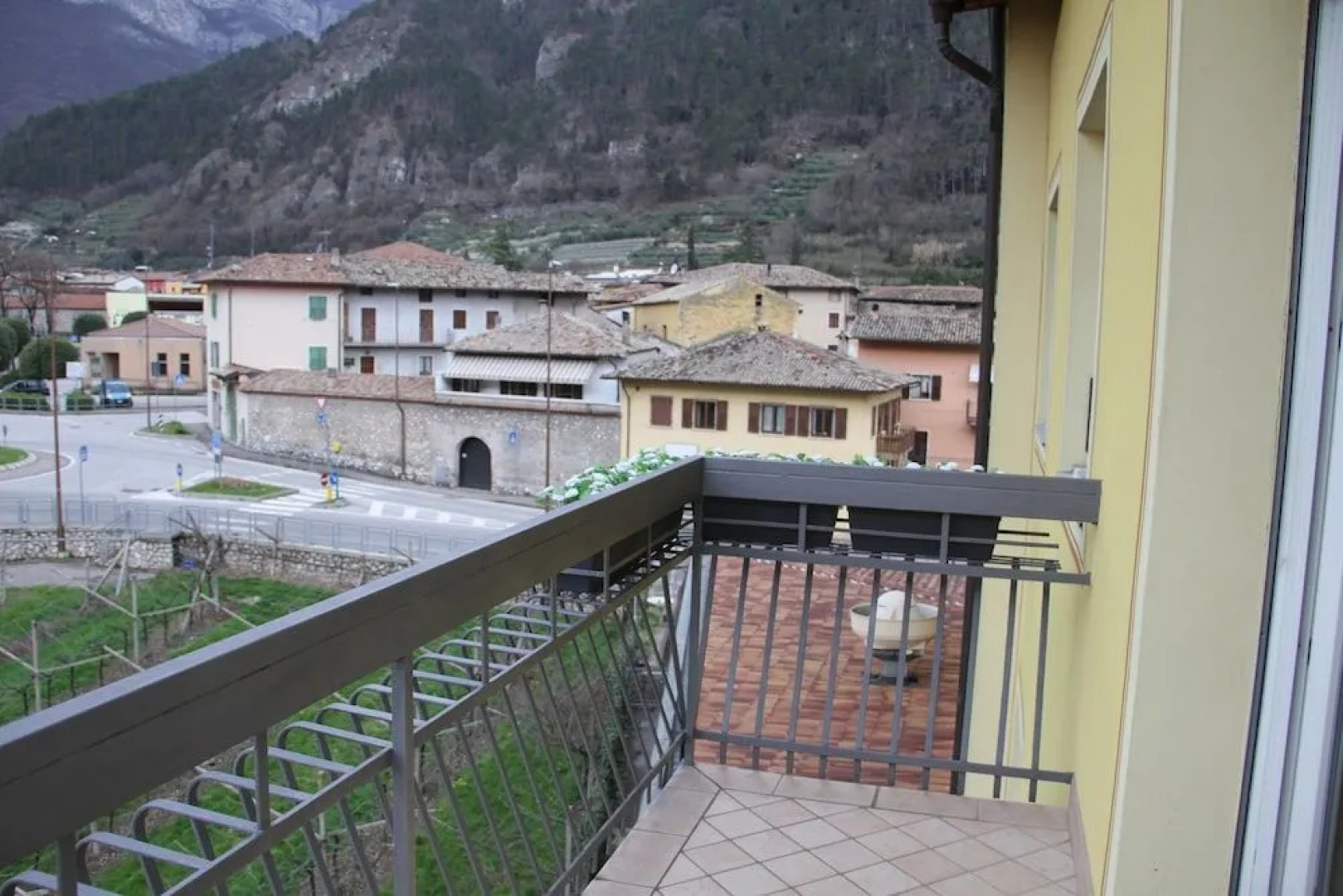 Vignola Rooms Avio