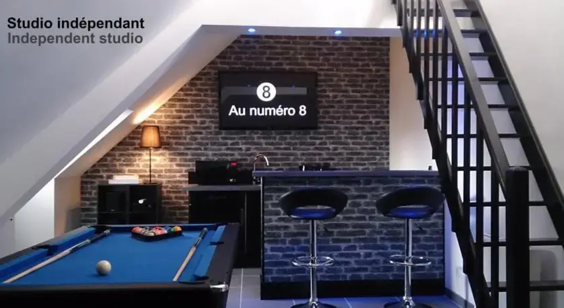 Au numéro 8