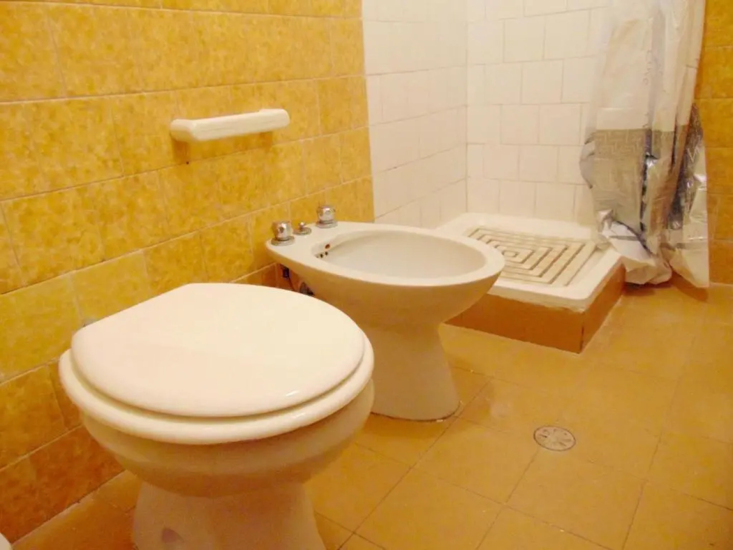 M257 - Marcelli, bilocale in residence con piscina