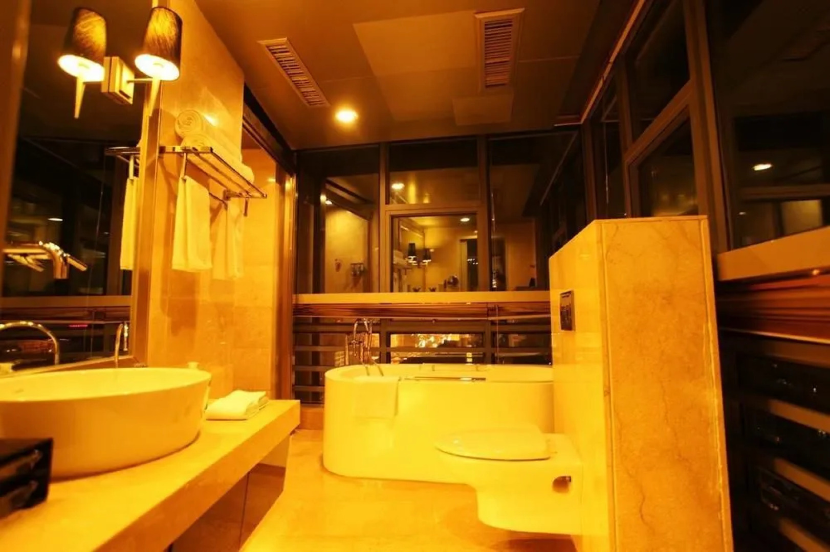 Pacific Prince International Hotel