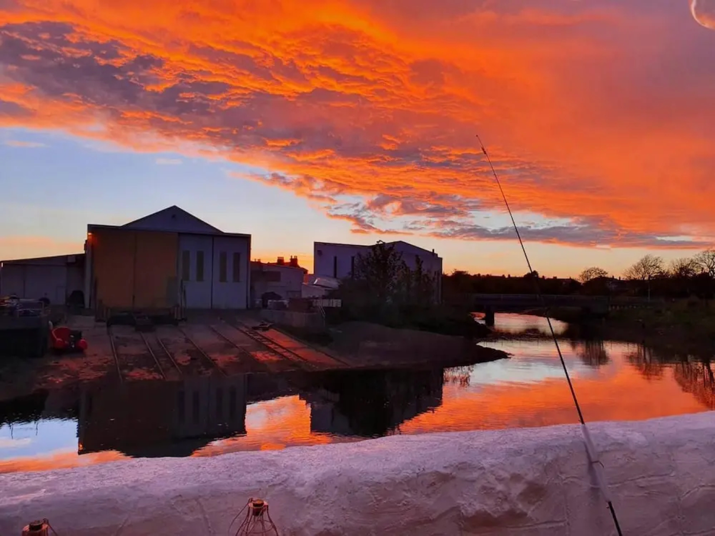 Stunning Riverside Town House With Views, Ayrshire