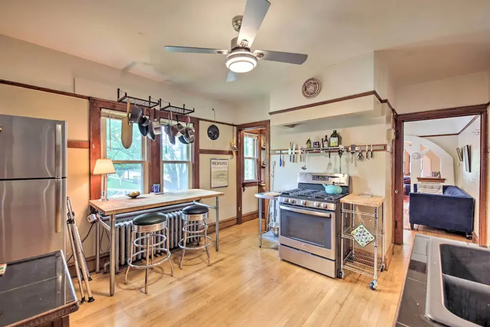 Chic Milwaukee Apartment in Hip Neighborhood!