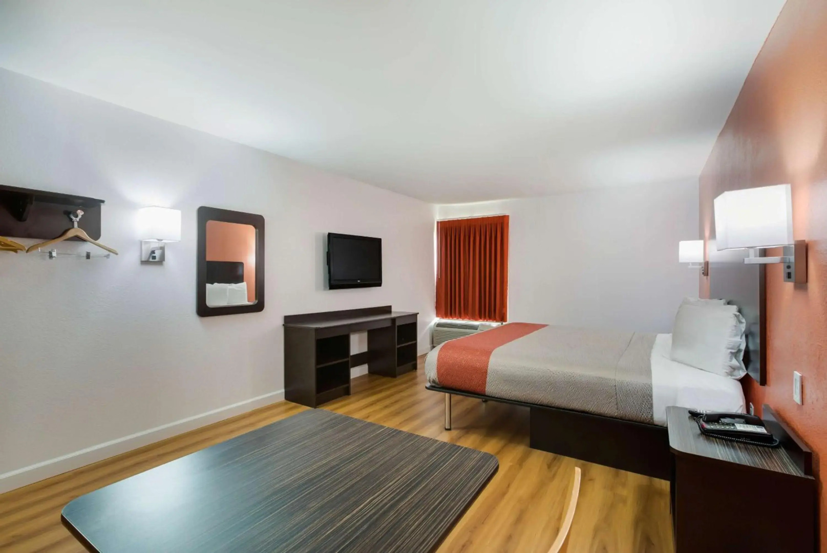 Motel 6 Suwanee, GA - Gwinnett Center