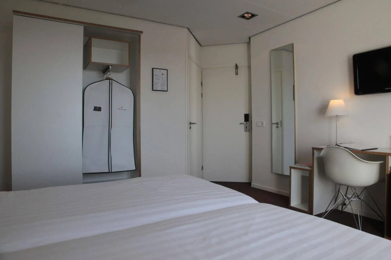 Hogerhuys - Adults Only