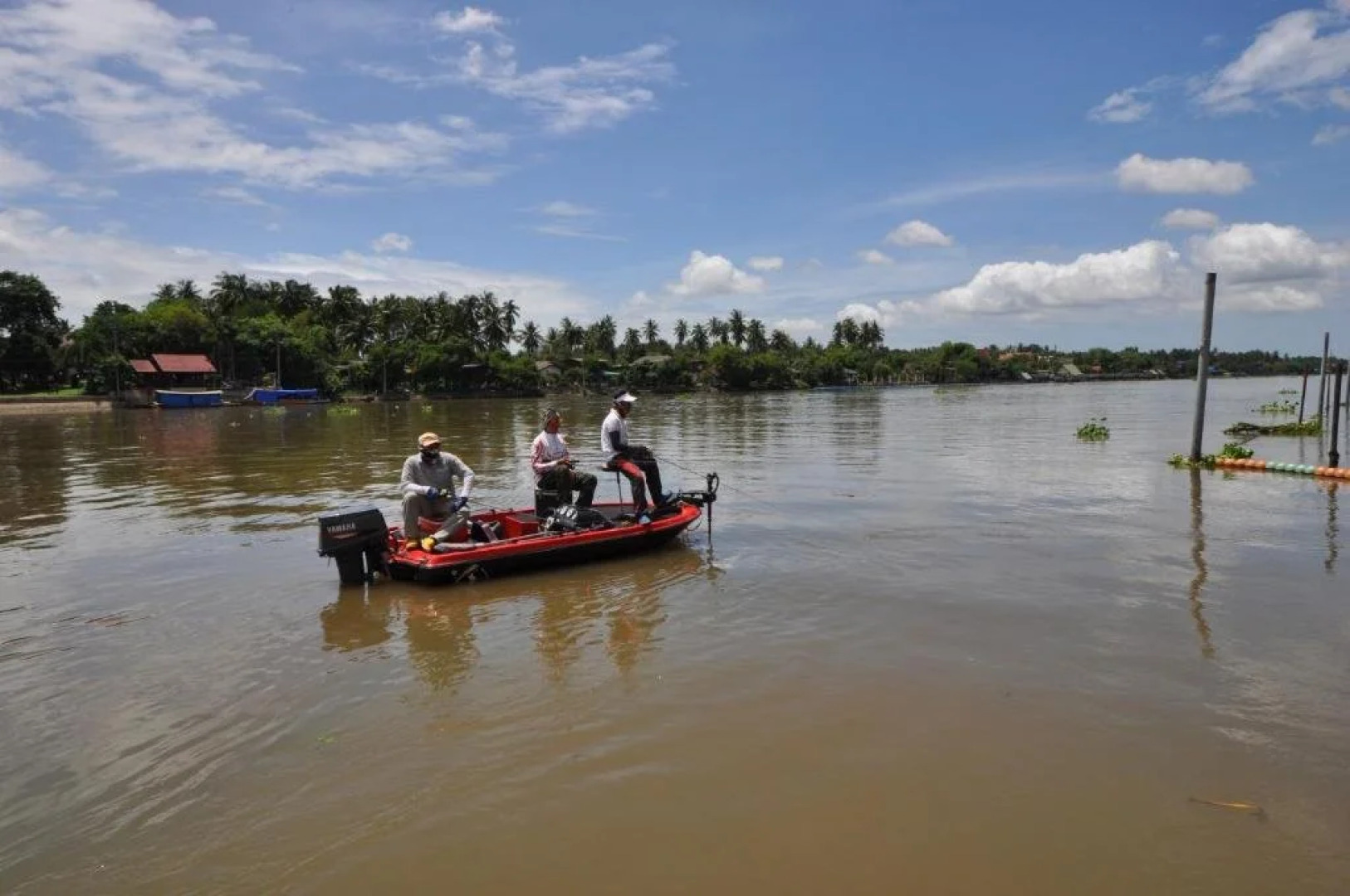 Maeklong Marina Resort