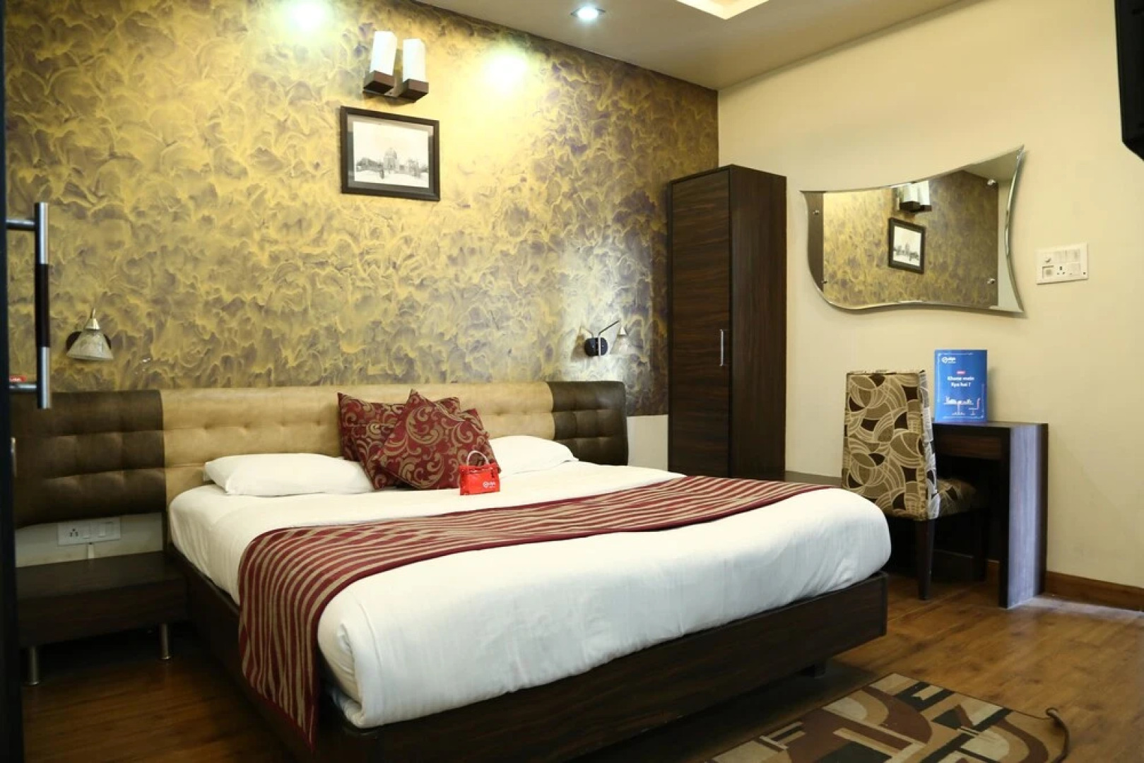 OYO Rooms Sector 17 Chandigarh