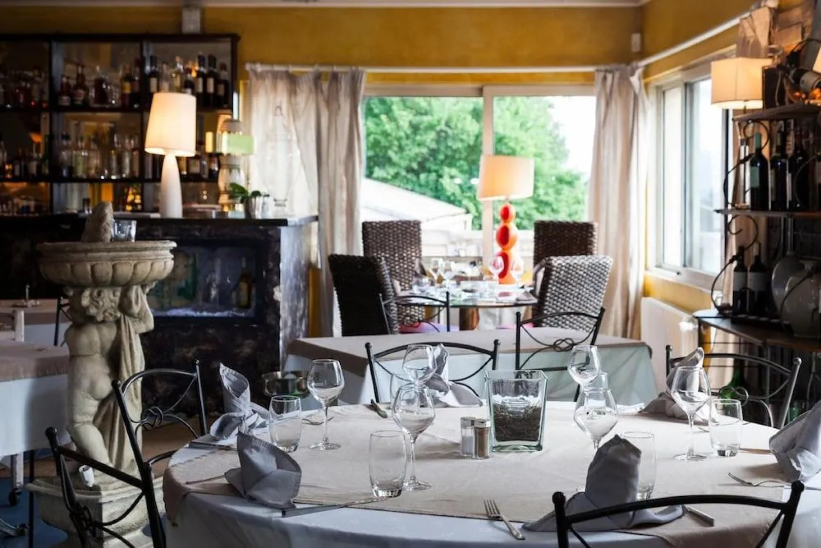 Logis Le Mas Et La Flambee Du Luberon