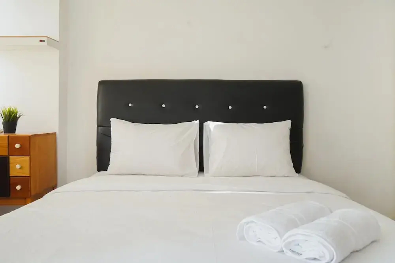 Homey Studio Apartment at Margonda Residence 3