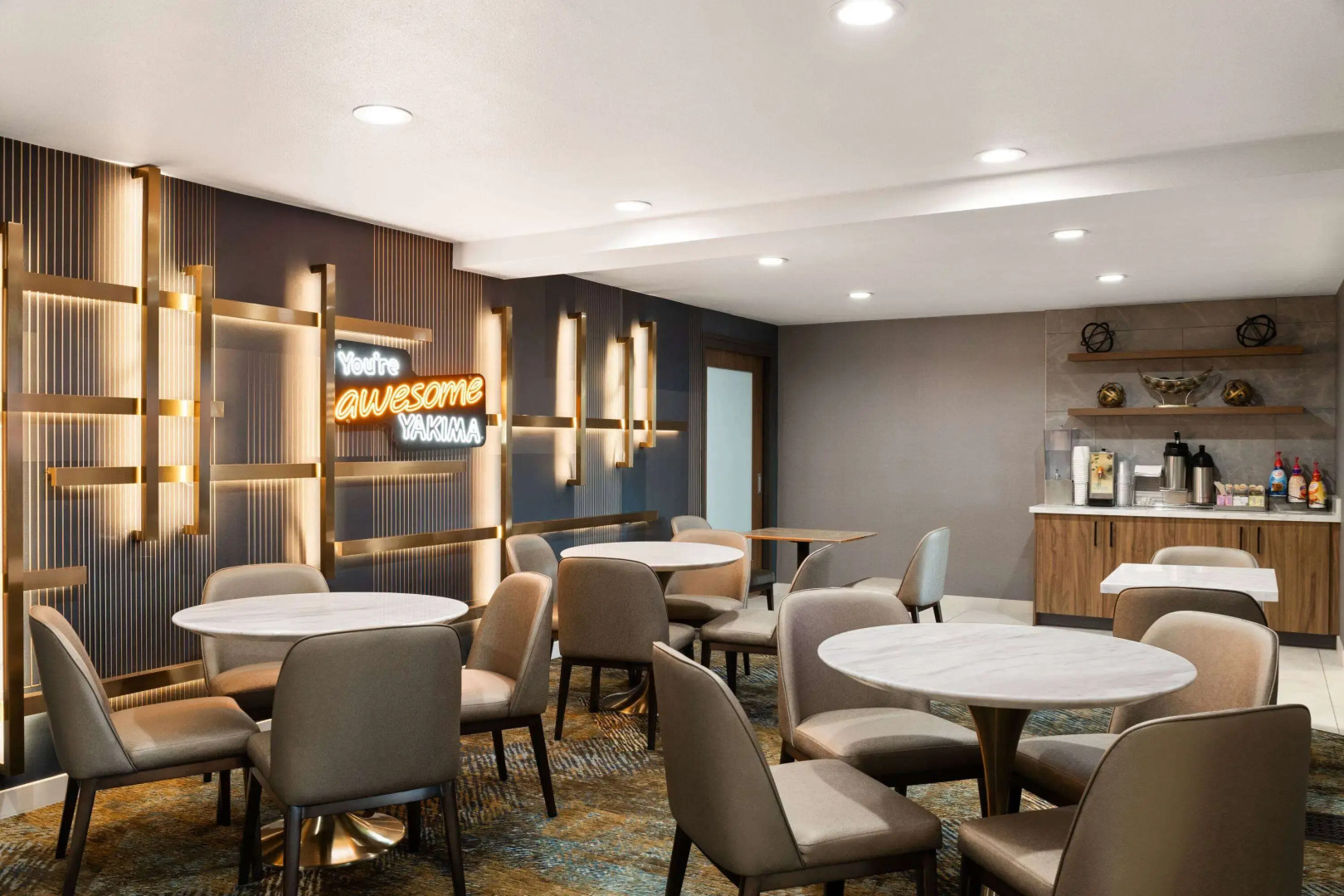 La Quinta Inn & Suites by Wyndham Yakima Downtown