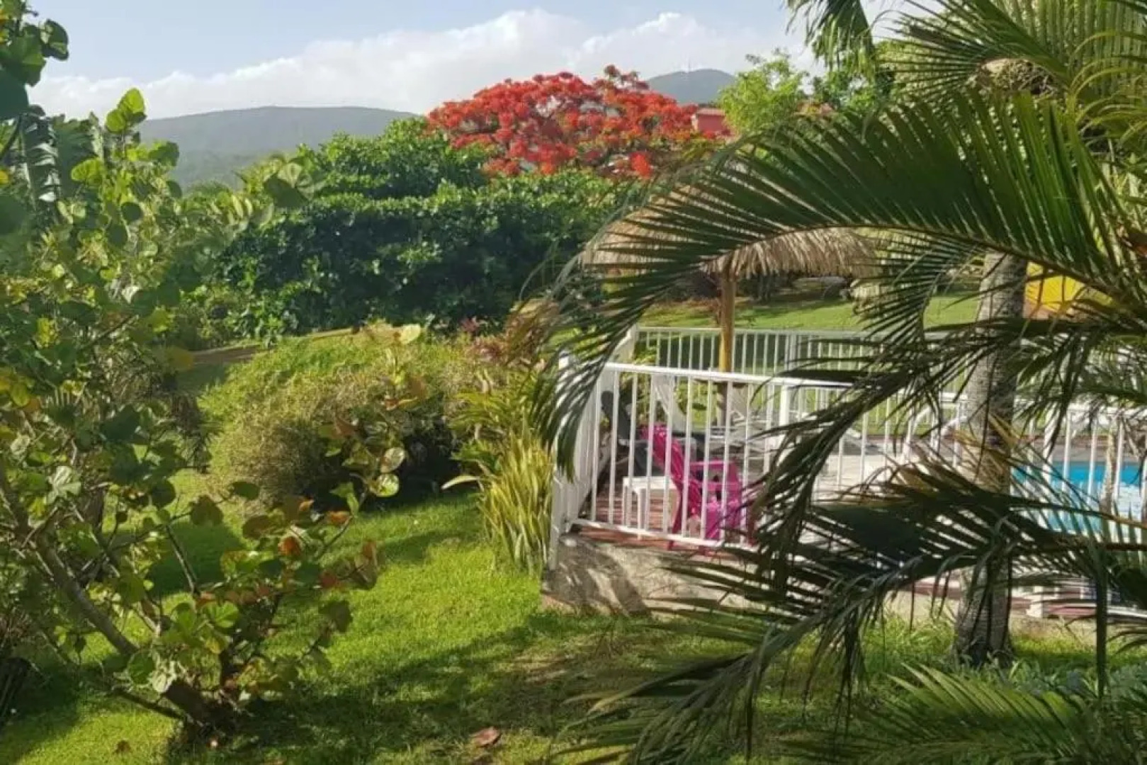 Charmant bungalow avec piscine
