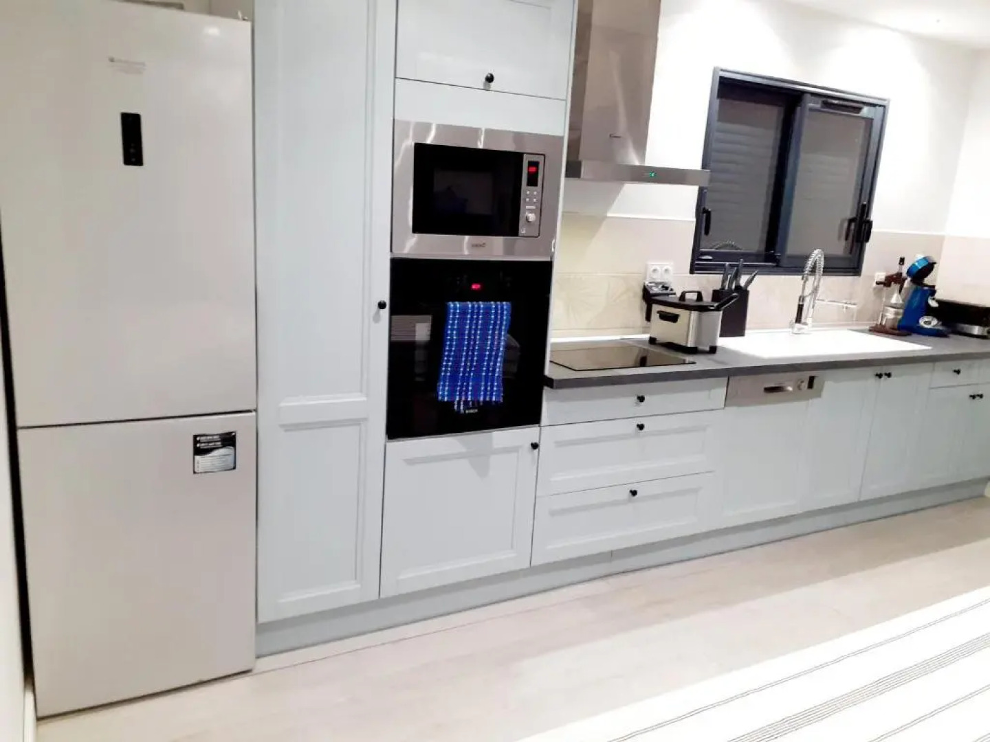 ViLLA NEUVE 115m2 ,TOUT CONFORT AVEC PiSCiNE Chauffée-JARDiNET BASSiN ARCACHON