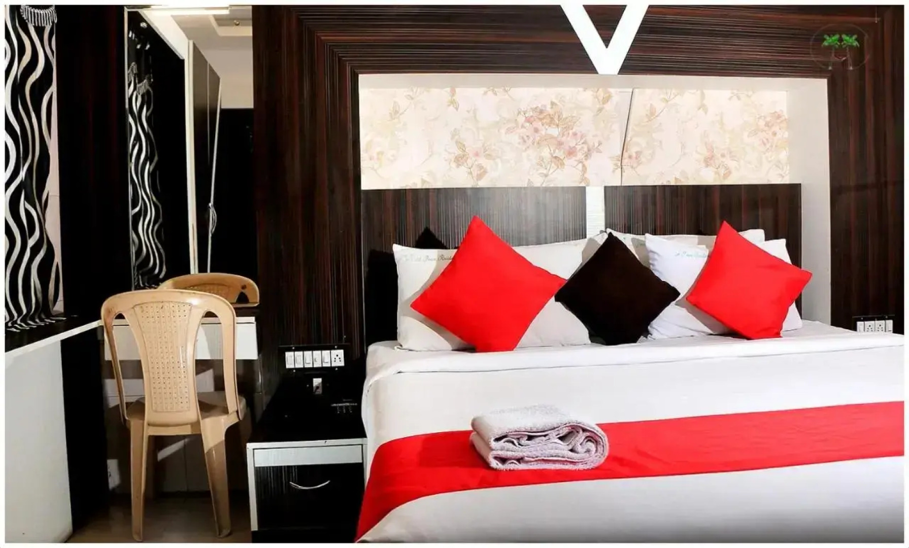 Red Carpet Residence