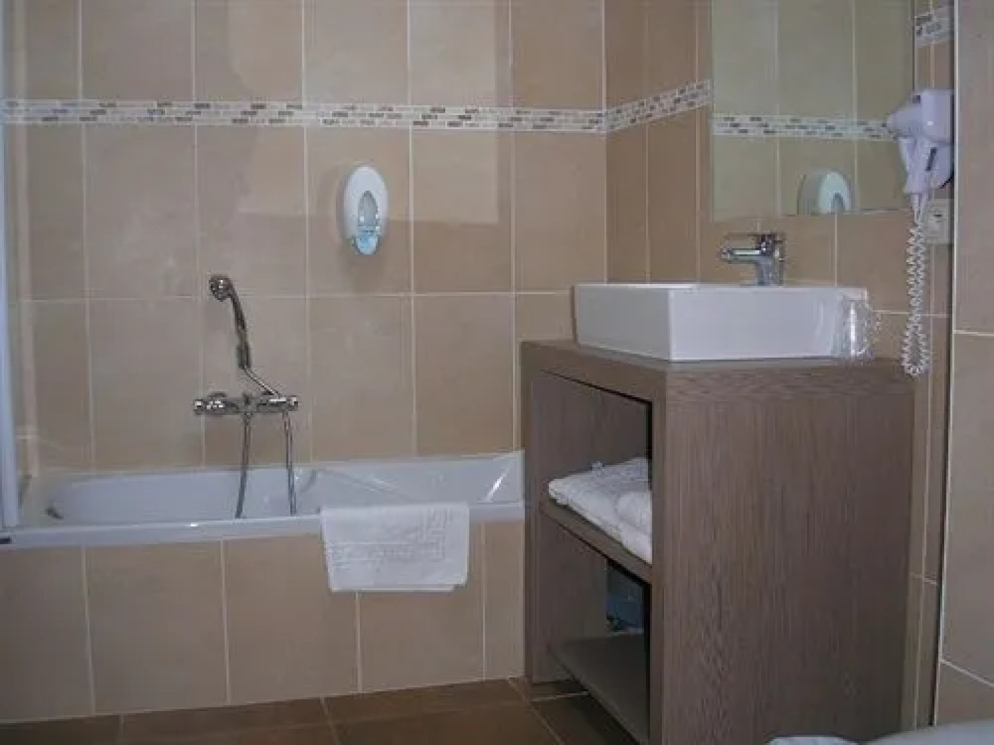 Résidence Hôtelière Spa Les Chataigniers