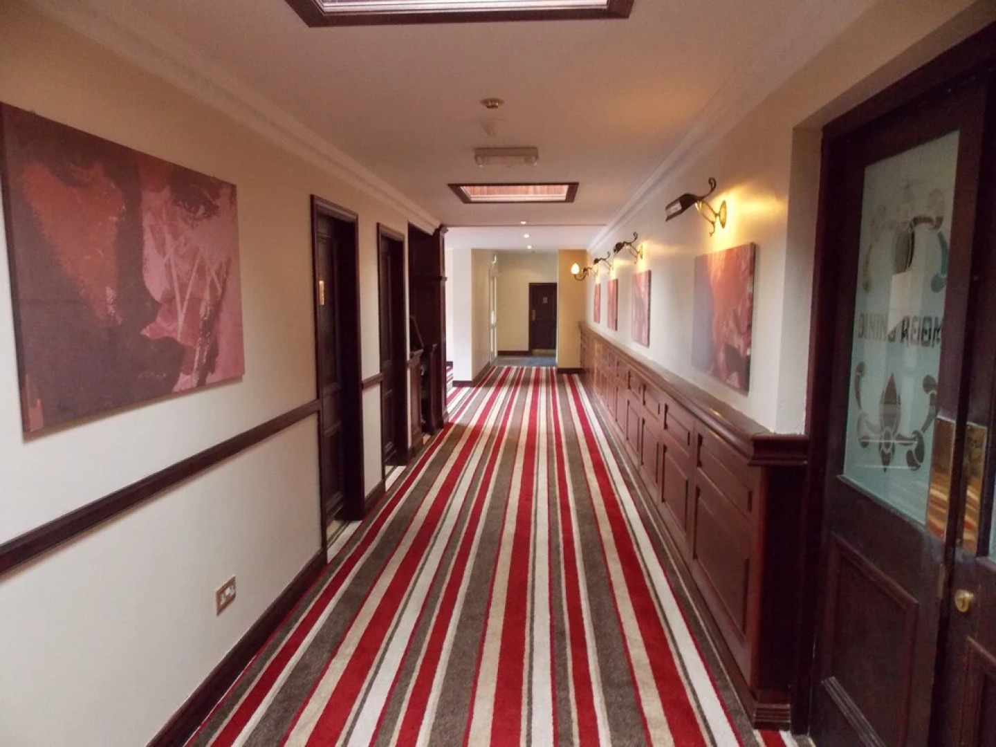 Hillgrove Accommodation & Nightclub