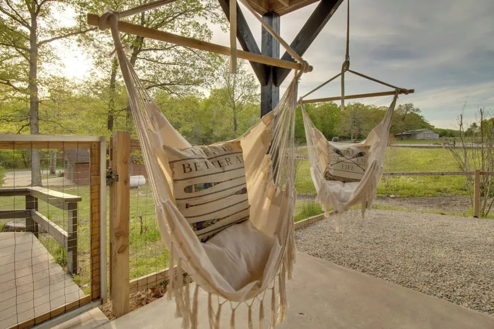 Waterfront Home Near Mark Twain National Forest