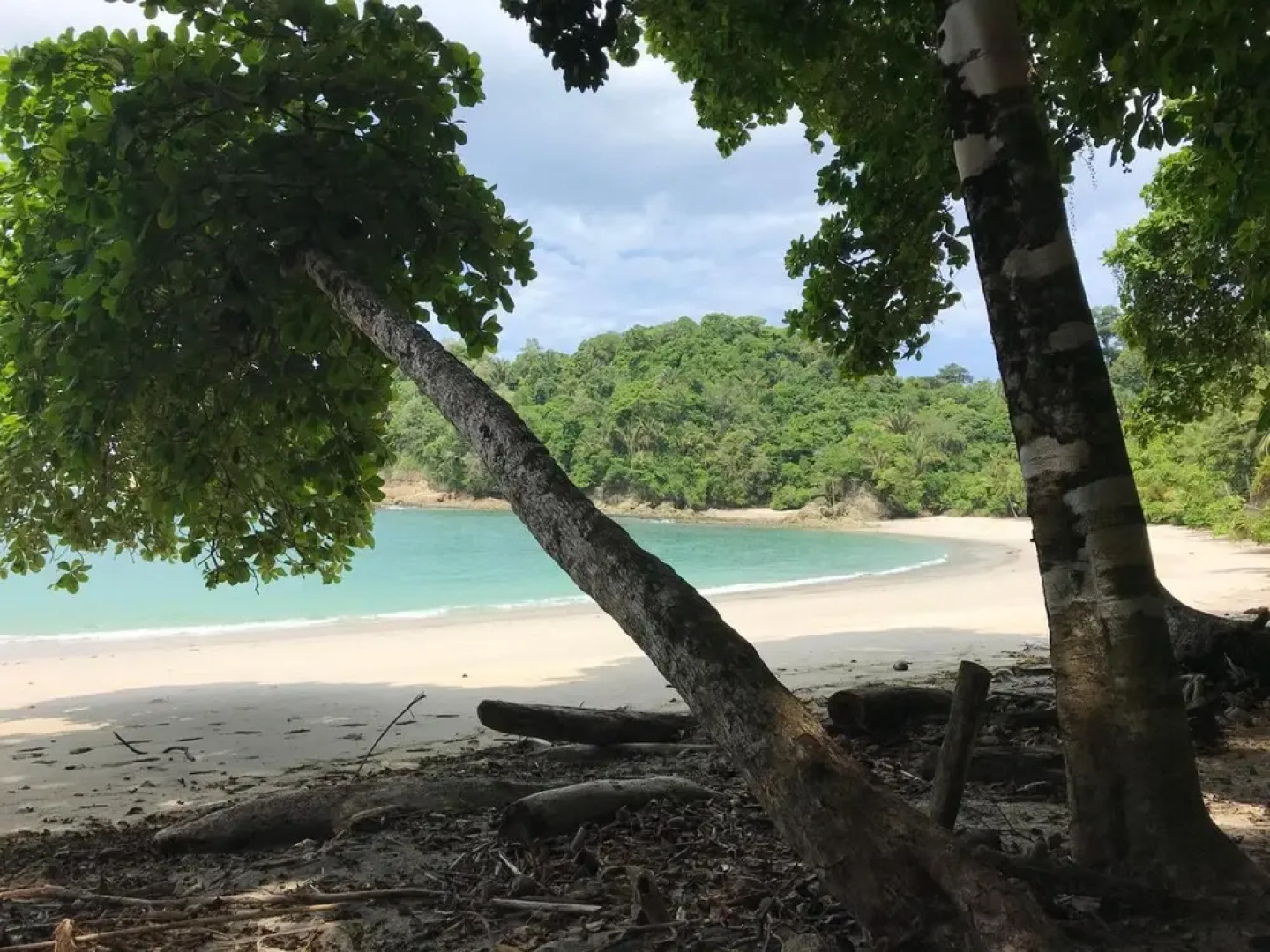 Espadilla Gardens Hotel