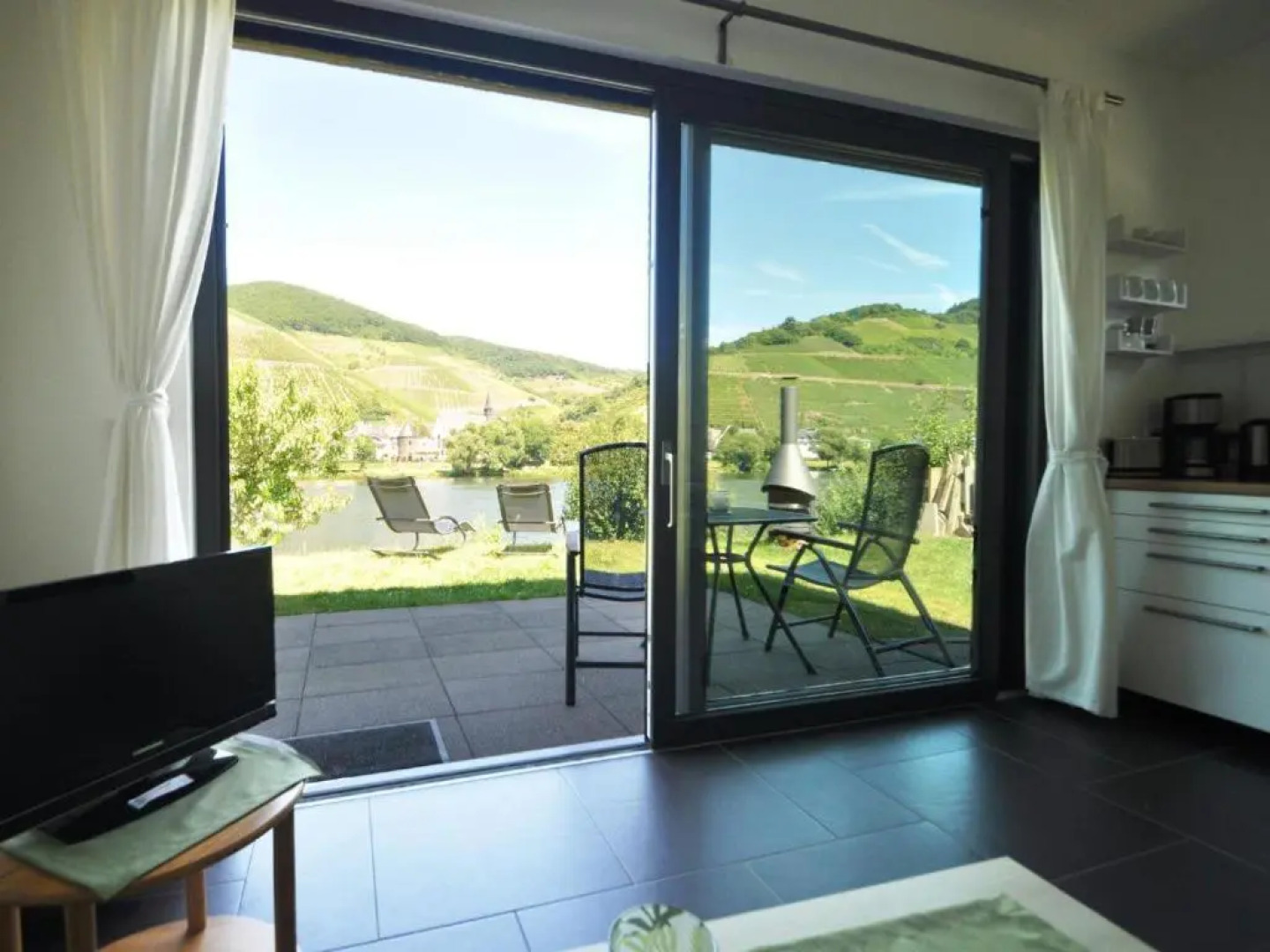 Ferienwohnung am Moselufer