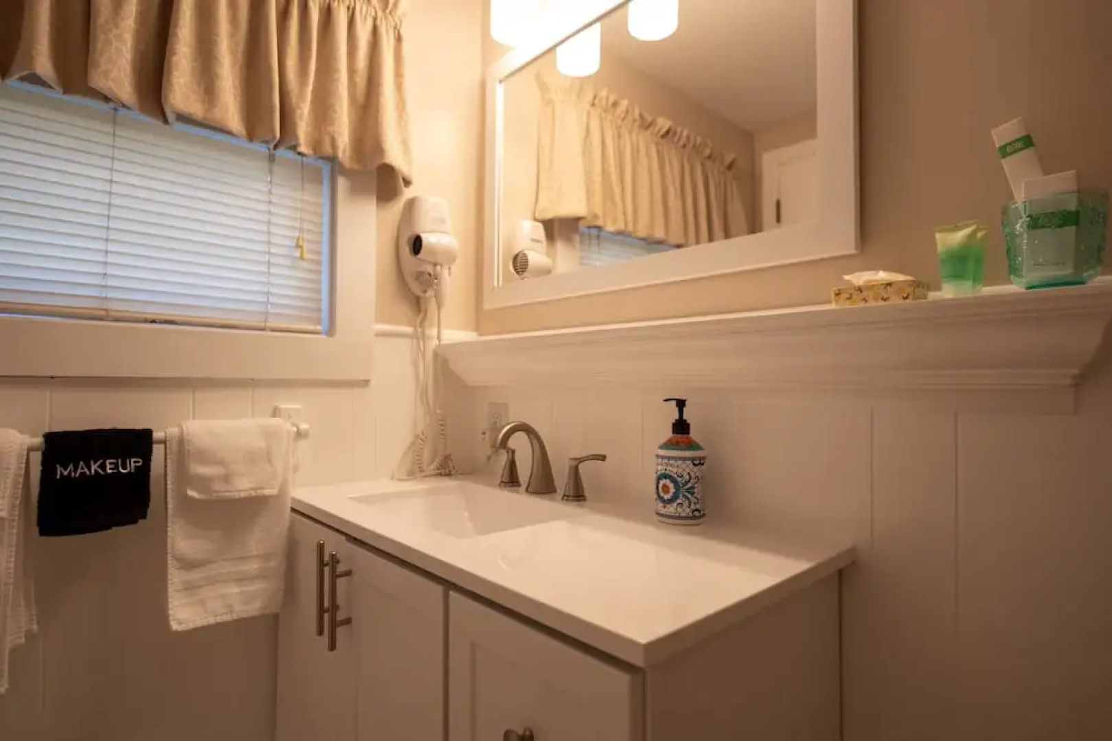 Highland Lake Resort