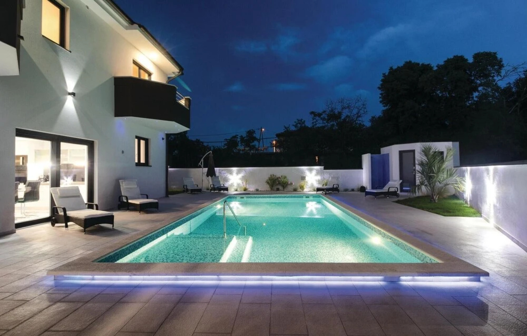 Stunning Home in Pula With Wifi and 4 Bedrooms