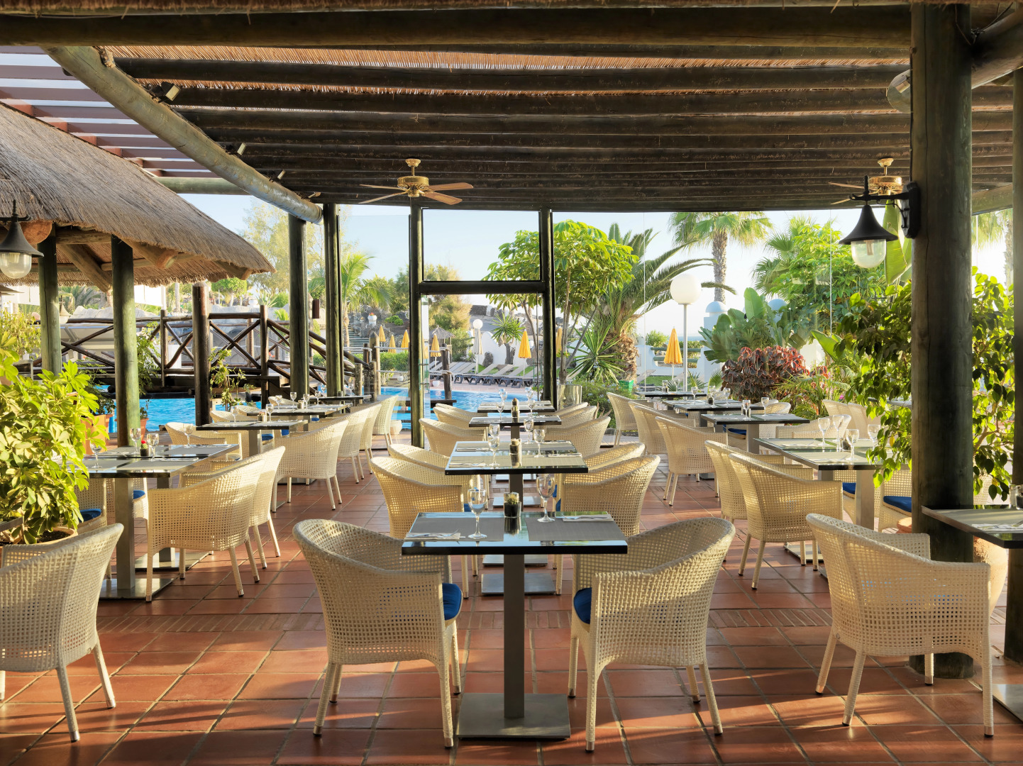 H10 Timanfaya Palace