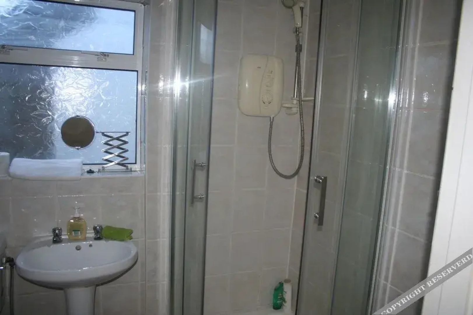 2 Bed House Beside Arena Venue