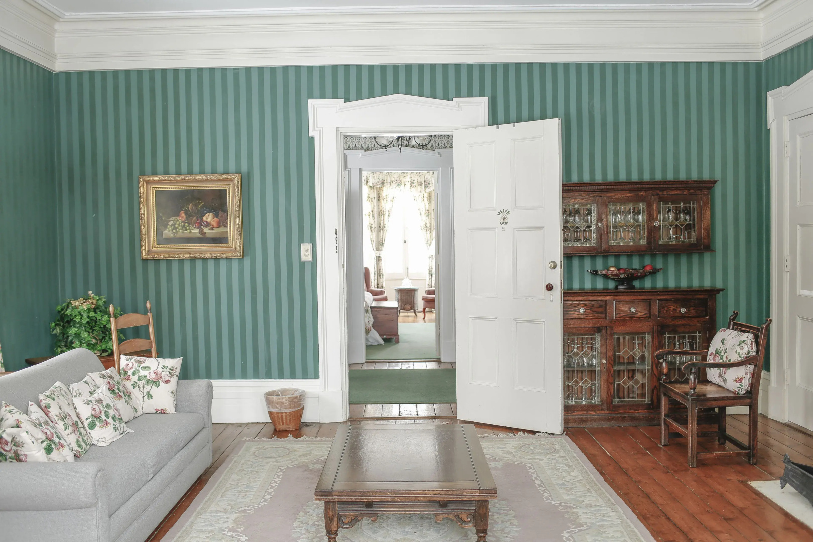 Delamater Inn