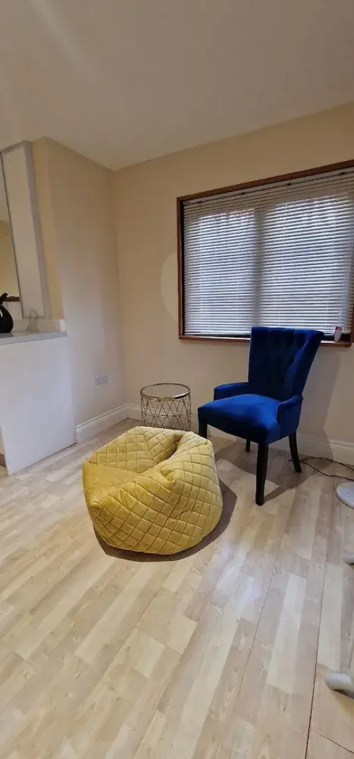 Lily Pad by Paymán Club