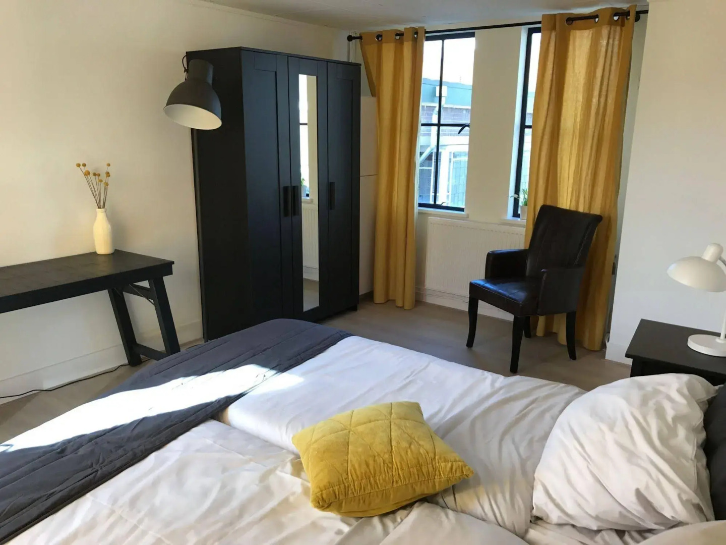 Hotel et le Café de Paris