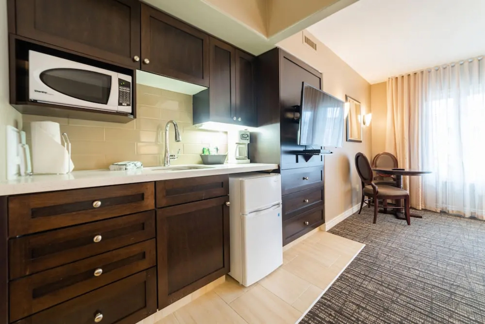 Horseshoe Valley Suites - The Azure