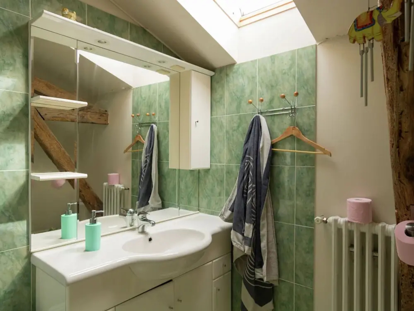 Detached villa with heated private swimming pool, jacuzzi and beautiful views