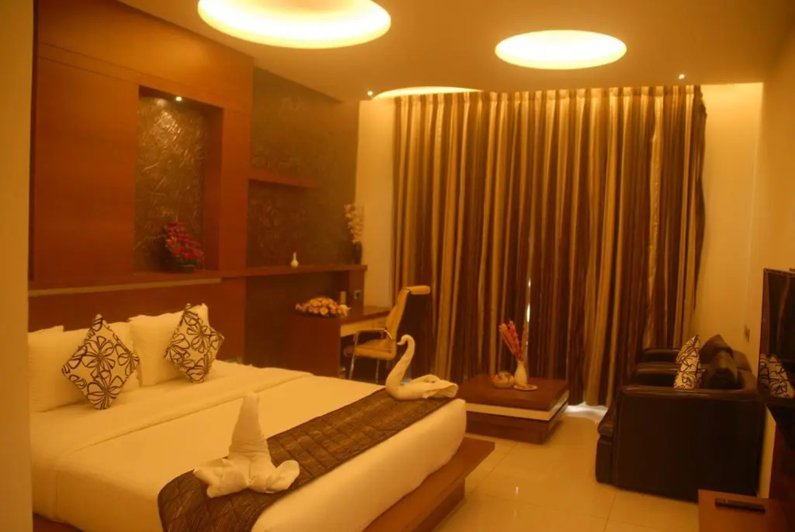 Hotel Pioneer Grand Palace