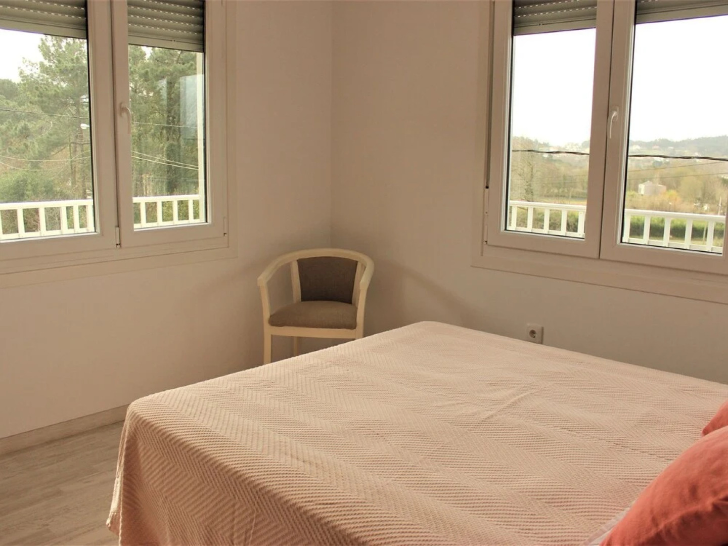 Modern Holiday Home in Porto do Son Galicia Close to Beach