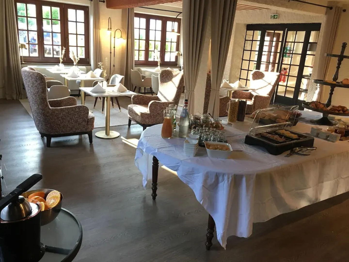 Hôtel-Restaurant Au Relais Du Château Mensberg