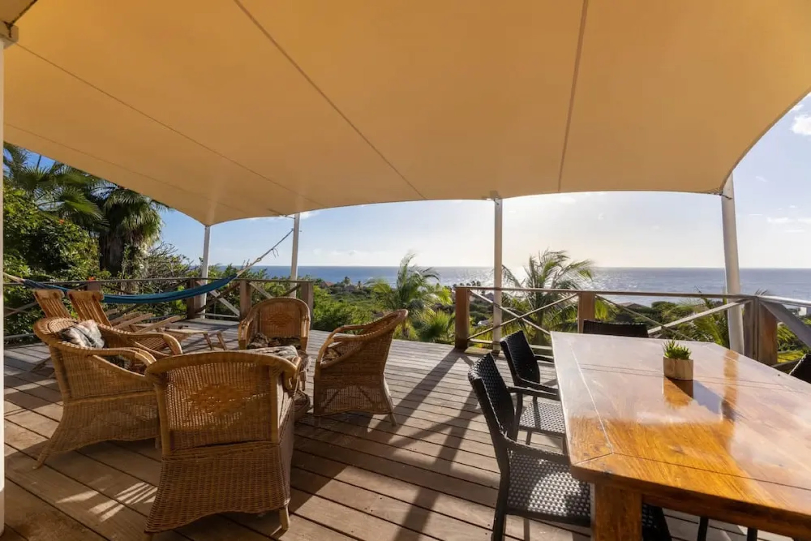 Spacious Bright Villa - Spectacular Ocean Views Private Pool