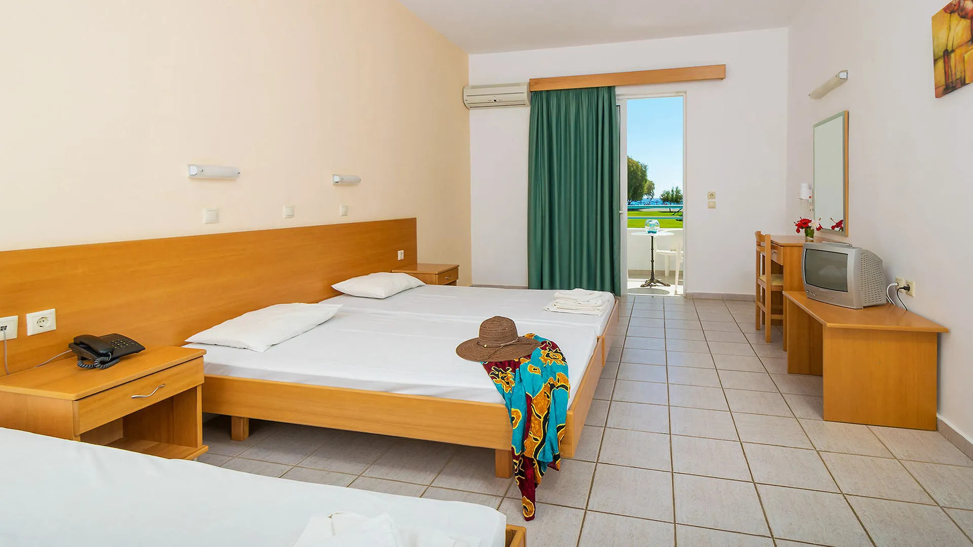 Stafilia Beach Hotel