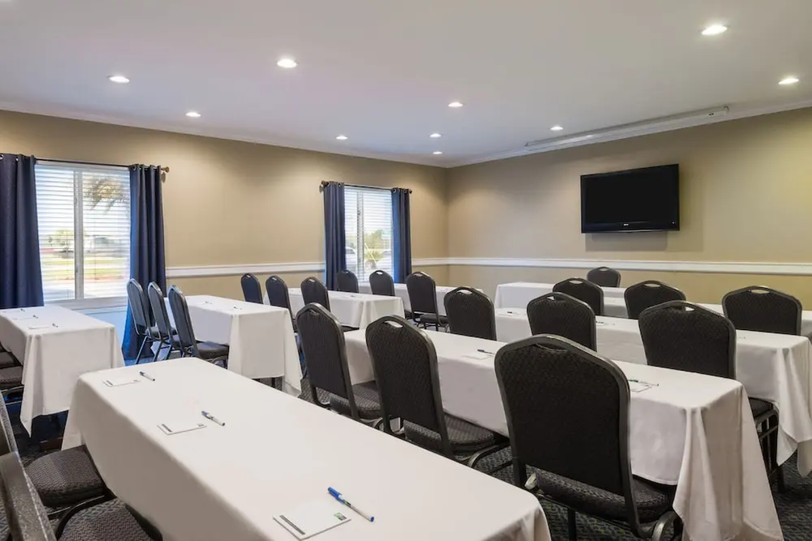 Holiday Inn Express & Suites New Iberia-Avery Island