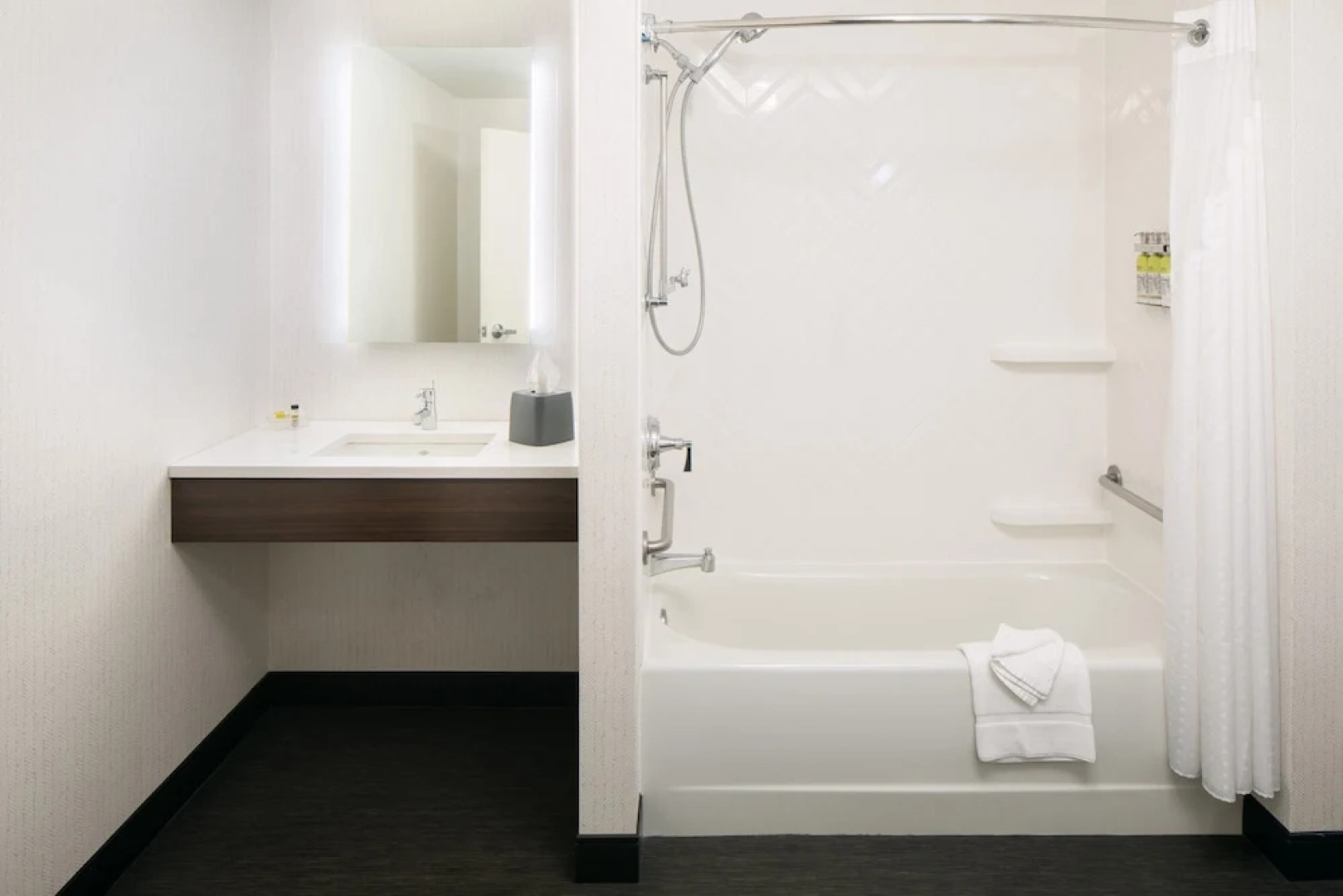 Comfort Suites Southington - Cheshire