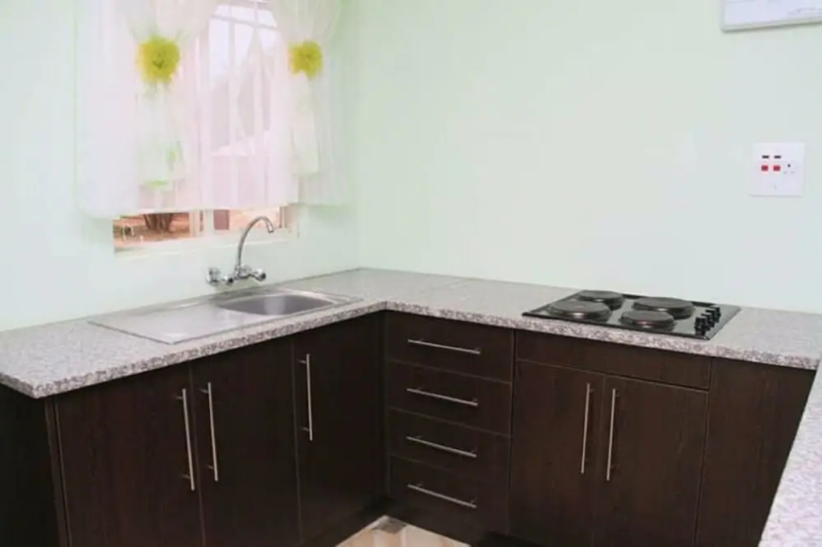 Kutwingi Lodge and Apartments