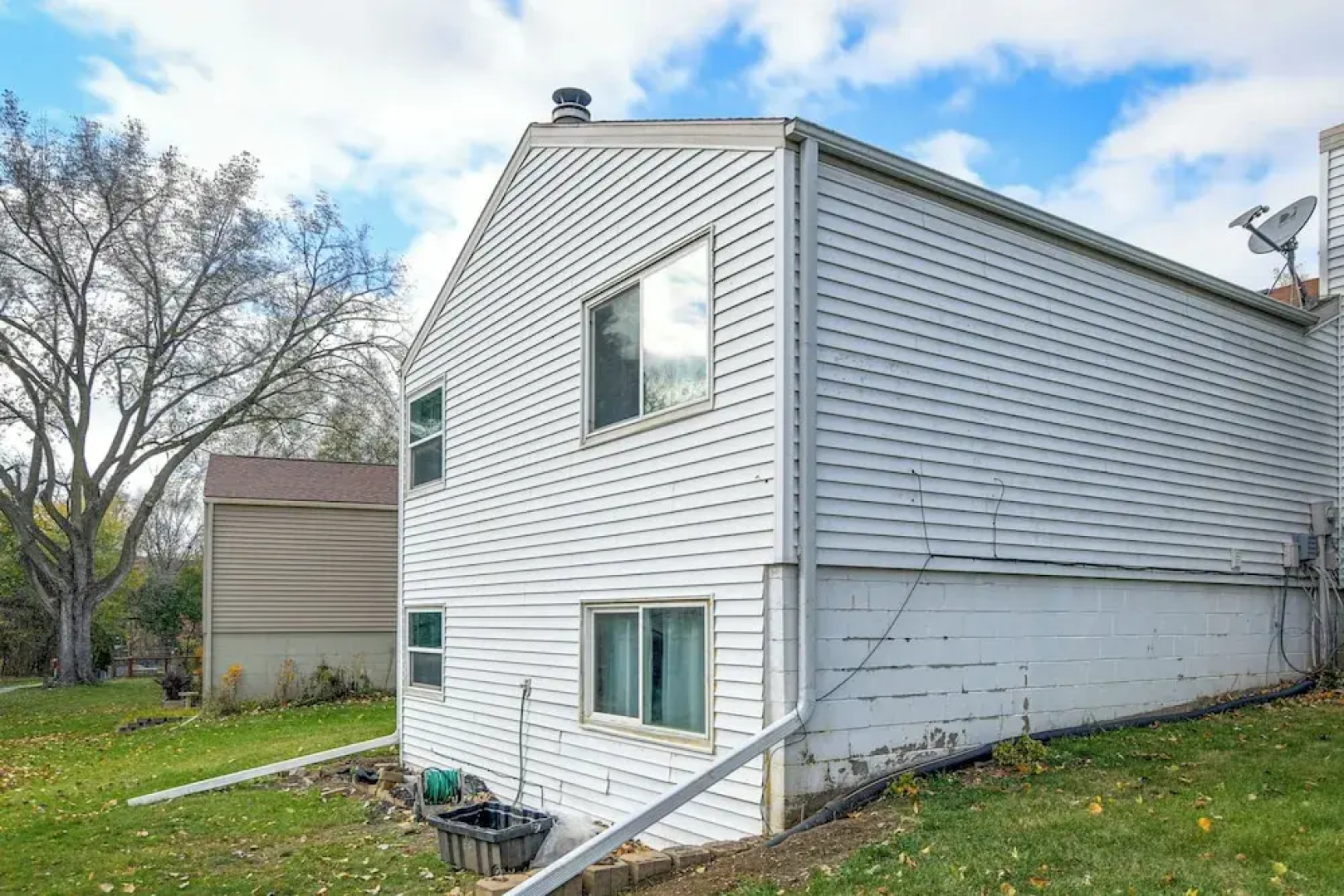 Pet-friendly Urbandale Home ~ 8 Mi to Des Moines!