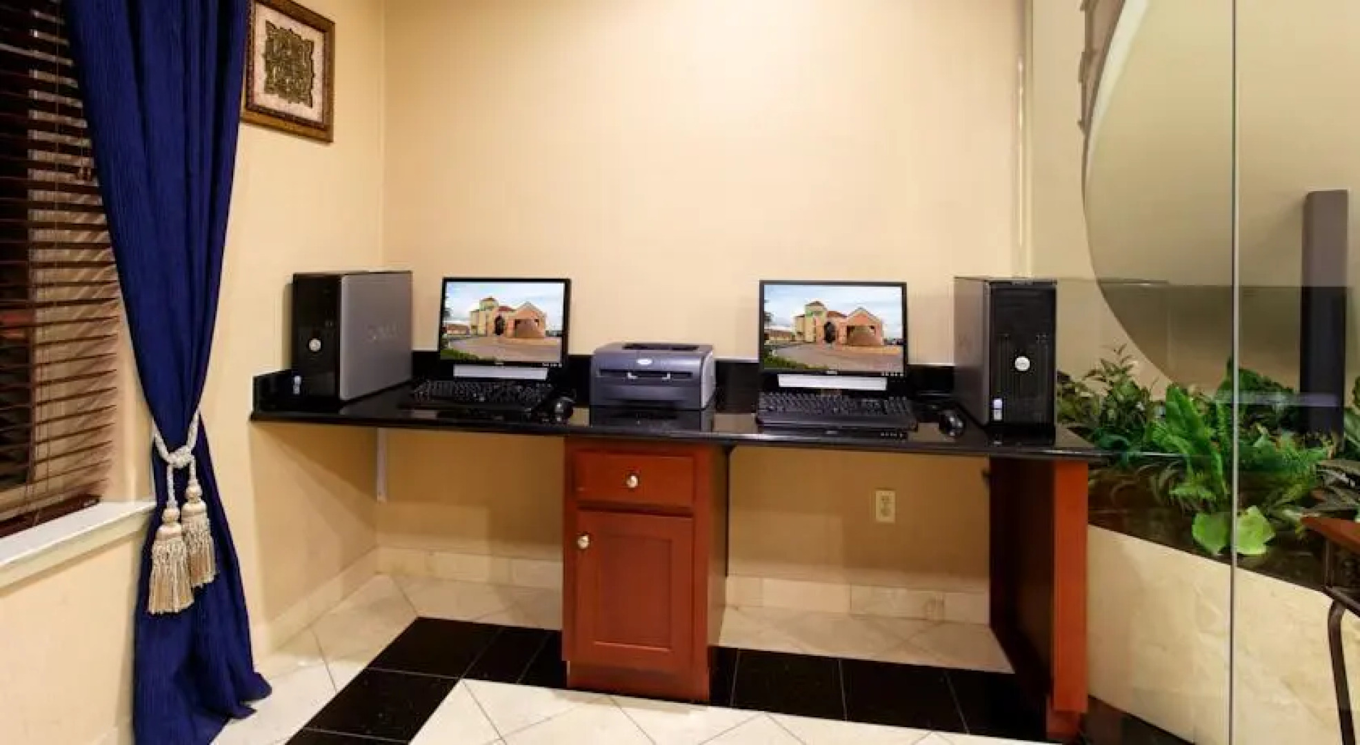 Best Western Plaza Inn And Suites